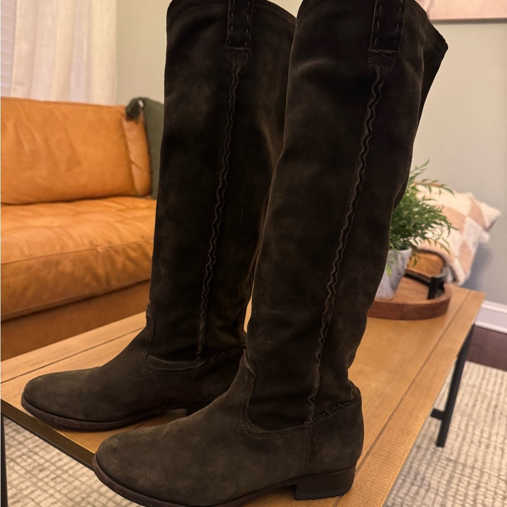 Frye Boots Women's 7.5 Cara Brown Suede Leather Heeled